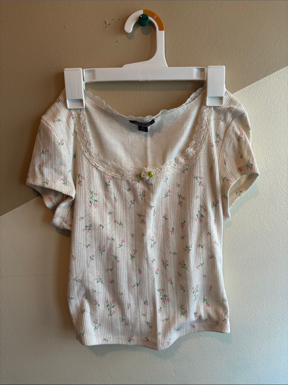 wild fable Cream Floral Lace-Trim Short Sleeve Scoop Top